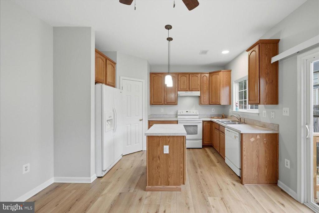 1935 SILVER STAR LN, CULPEPER, Virginia 22701, 3 Bedrooms Bedrooms, ,3 BathroomsBathrooms,Residential,1935 SILVER STAR LN,VACU2012992 MLS # VACU2012992