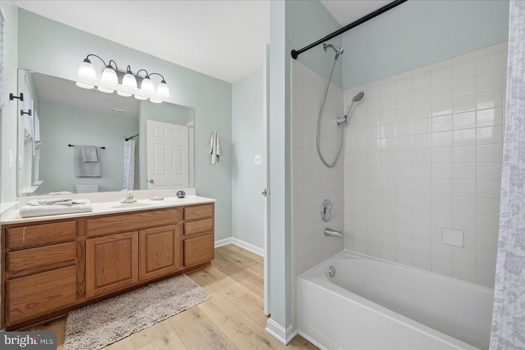 1935 SILVER STAR LN, CULPEPER, Virginia 22701, 3 Bedrooms Bedrooms, ,3 BathroomsBathrooms,Residential,1935 SILVER STAR LN,VACU2012992 MLS # VACU2012992