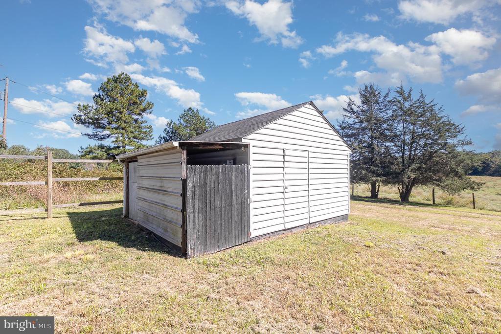 17299 MONROVIA RD, ORANGE, Virginia 22960, 3 Bedrooms Bedrooms, ,2 BathroomsBathrooms,Residential,17299 MONROVIA RD,VAOR2013474 MLS # VAOR2013474