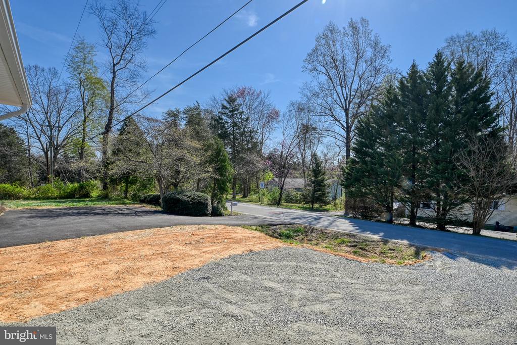 259 REDBUD DR, LOUISA, Virginia 23093, 2 Bedrooms Bedrooms, ,2 BathroomsBathrooms,Residential,259 REDBUD DR,VALA2009490 MLS # VALA2009490