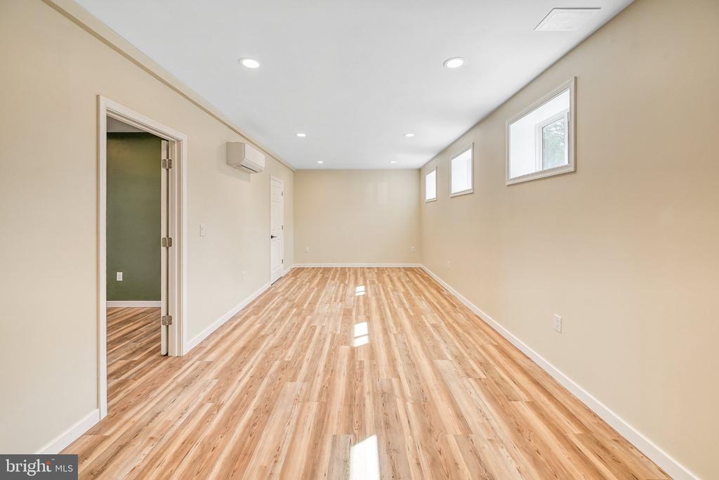 259 REDBUD DR, LOUISA, Virginia 23093, 2 Bedrooms Bedrooms, ,2 BathroomsBathrooms,Residential,259 REDBUD DR,VALA2009490 MLS # VALA2009490