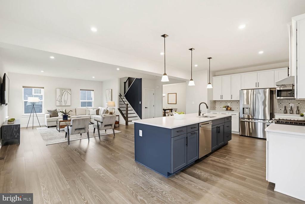 10907 GREEN LEAF RUN, SPOTSYLVANIA, Virginia 22551, 5 Bedrooms Bedrooms, ,4 BathroomsBathrooms,Residential,10907 GREEN LEAF RUN,VASP2040256 MLS # VASP2040256