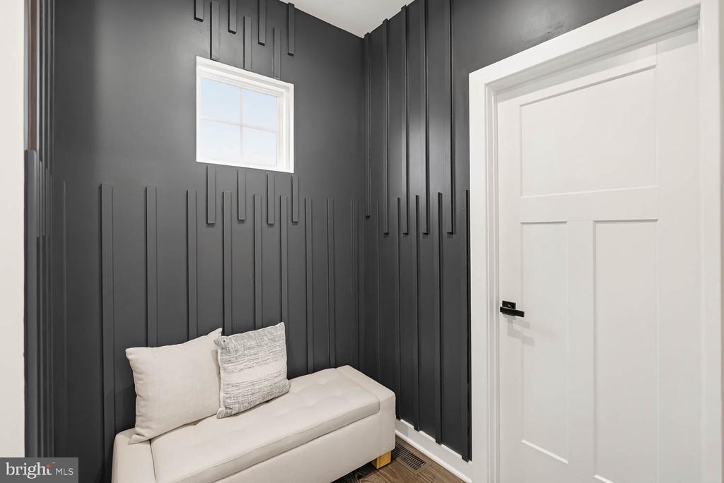 10907 GREEN LEAF RUN, SPOTSYLVANIA, Virginia 22551, 5 Bedrooms Bedrooms, ,4 BathroomsBathrooms,Residential,10907 GREEN LEAF RUN,VASP2040256 MLS # VASP2040256