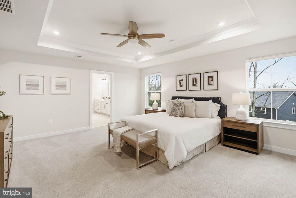 10907 GREEN LEAF RUN, SPOTSYLVANIA, Virginia 22551, 5 Bedrooms Bedrooms, ,4 BathroomsBathrooms,Residential,10907 GREEN LEAF RUN,VASP2040256 MLS # VASP2040256