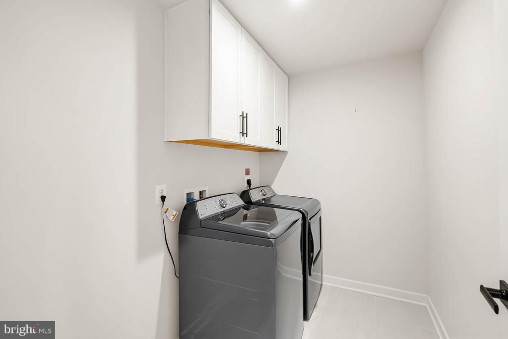 10907 GREEN LEAF RUN, SPOTSYLVANIA, Virginia 22551, 5 Bedrooms Bedrooms, ,4 BathroomsBathrooms,Residential,10907 GREEN LEAF RUN,VASP2040256 MLS # VASP2040256