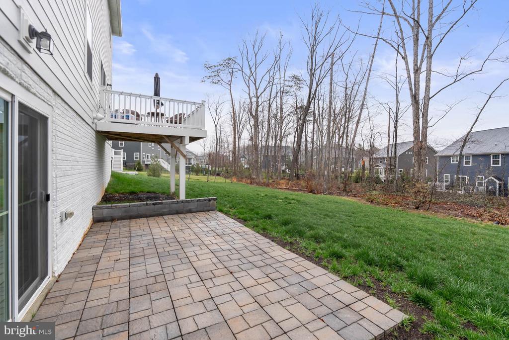 10907 GREEN LEAF RUN, SPOTSYLVANIA, Virginia 22551, 5 Bedrooms Bedrooms, ,4 BathroomsBathrooms,Residential,10907 GREEN LEAF RUN,VASP2040256 MLS # VASP2040256