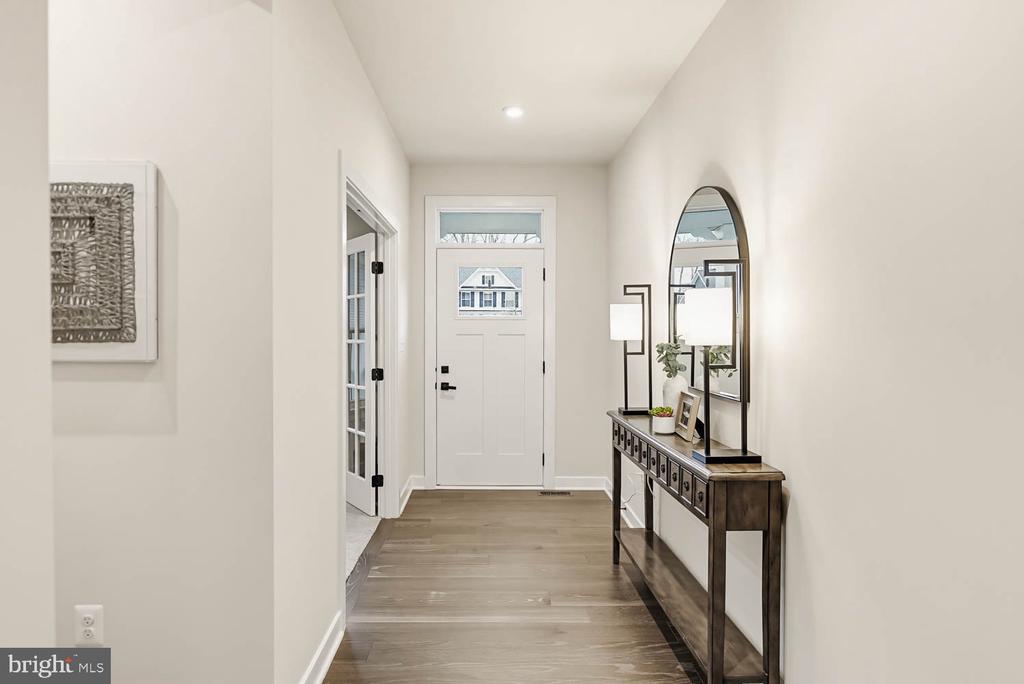 10907 GREEN LEAF RUN, SPOTSYLVANIA, Virginia 22551, 5 Bedrooms Bedrooms, ,4 BathroomsBathrooms,Residential,10907 GREEN LEAF RUN,VASP2040256 MLS # VASP2040256