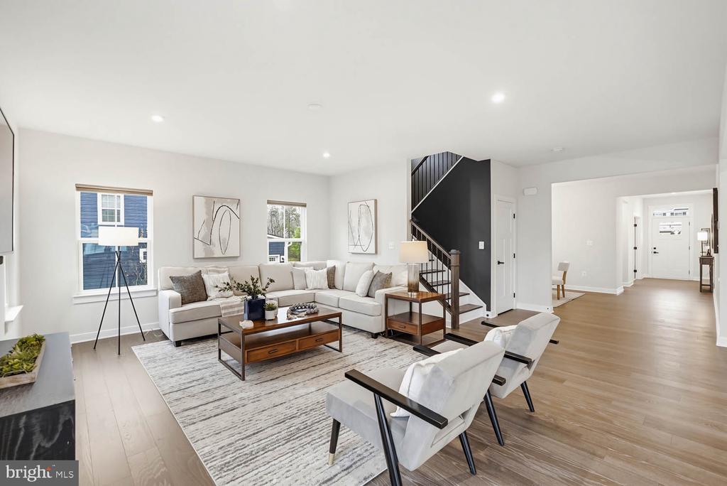 10907 GREEN LEAF RUN, SPOTSYLVANIA, Virginia 22551, 5 Bedrooms Bedrooms, ,4 BathroomsBathrooms,Residential,10907 GREEN LEAF RUN,VASP2040256 MLS # VASP2040256