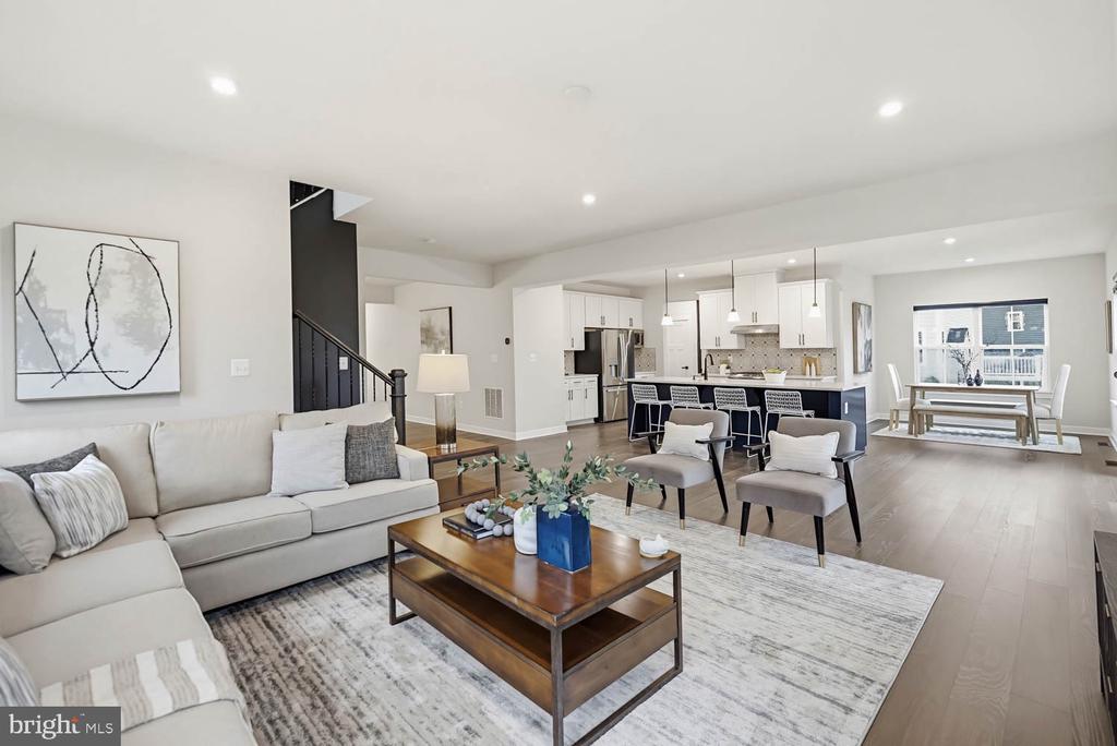 10907 GREEN LEAF RUN, SPOTSYLVANIA, Virginia 22551, 5 Bedrooms Bedrooms, ,4 BathroomsBathrooms,Residential,10907 GREEN LEAF RUN,VASP2040256 MLS # VASP2040256