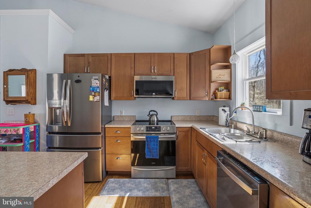 216 COOKE LN, BUMPASS, Virginia 23024, 3 Bedrooms Bedrooms, ,3 BathroomsBathrooms,Residential,216 COOKE LN,VALA2009512 MLS # VALA2009512