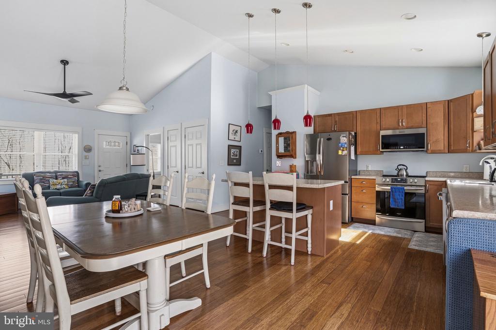 216 COOKE LN, BUMPASS, Virginia 23024, 3 Bedrooms Bedrooms, ,3 BathroomsBathrooms,Residential,216 COOKE LN,VALA2009512 MLS # VALA2009512