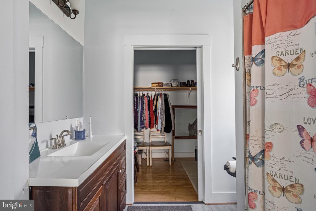 216 COOKE LN, BUMPASS, Virginia 23024, 3 Bedrooms Bedrooms, ,3 BathroomsBathrooms,Residential,216 COOKE LN,VALA2009512 MLS # VALA2009512