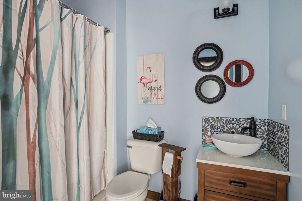 216 COOKE LN, BUMPASS, Virginia 23024, 3 Bedrooms Bedrooms, ,3 BathroomsBathrooms,Residential,216 COOKE LN,VALA2009512 MLS # VALA2009512