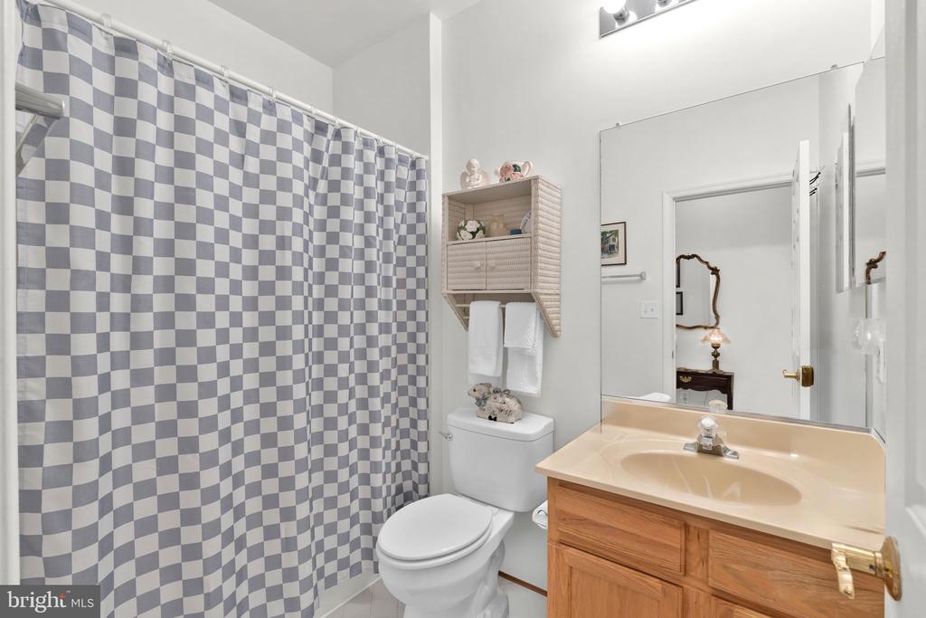 6809 WINTHROP CT, FREDERICKSBURG, Virginia 22407, 3 Bedrooms Bedrooms, ,2 BathroomsBathrooms,Residential,6809 WINTHROP CT,VASP2040398 MLS # VASP2040398