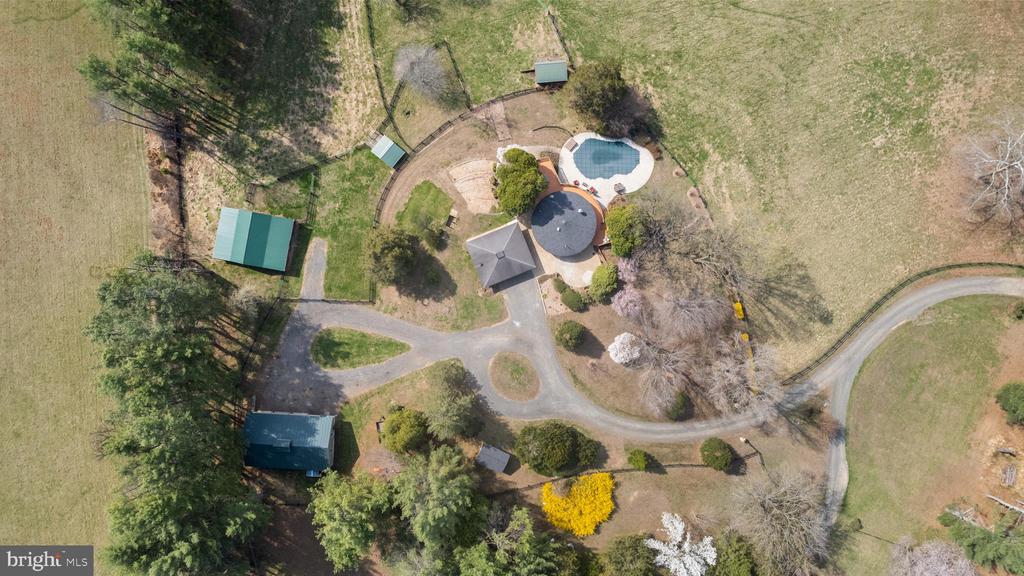 10803 CREST HILL RD, MARSHALL, Virginia, 3 Bedrooms Bedrooms, ,2 BathroomsBathrooms,Residential,10803 CREST HILL RD,VAFQ2021146 MLS # VAFQ2021146