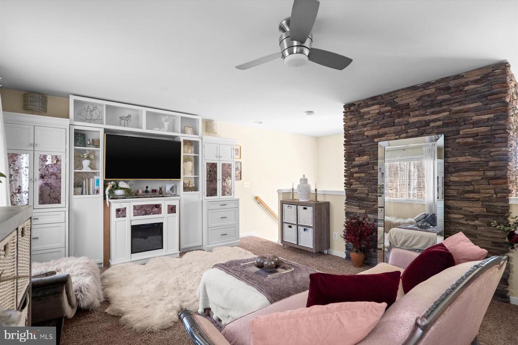 6246 JOHN BARTON PAYNE RD, MARSHALL, Virginia, 4 Bedrooms Bedrooms, ,3 BathroomsBathrooms,Residential,6246 JOHN BARTON PAYNE RD,VAFQ2020616 MLS # VAFQ2020616