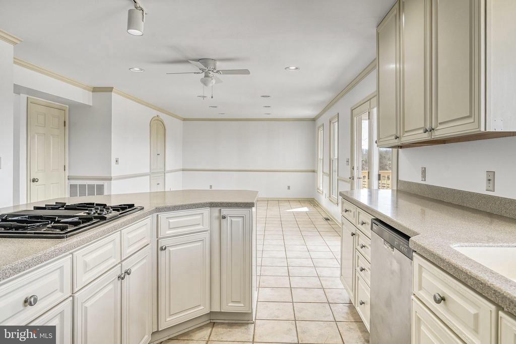 1950 CAMPBELL RD, KESWICK, Virginia 22947, 5 Bedrooms Bedrooms, ,3 BathroomsBathrooms,Residential,1950 CAMPBELL RD,VALA2009450 MLS # VALA2009450