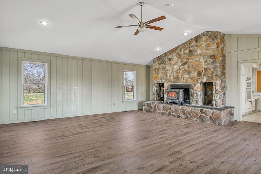 1950 CAMPBELL RD, KESWICK, Virginia 22947, 5 Bedrooms Bedrooms, ,3 BathroomsBathrooms,Residential,1950 CAMPBELL RD,VALA2009450 MLS # VALA2009450