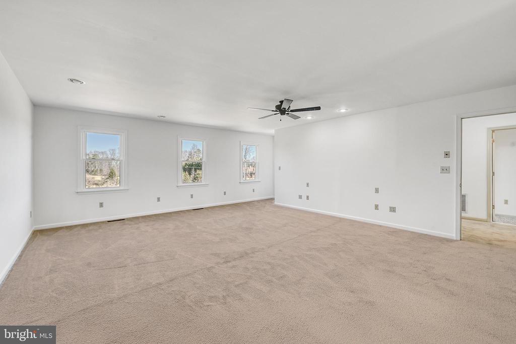 1950 CAMPBELL RD, KESWICK, Virginia 22947, 5 Bedrooms Bedrooms, ,3 BathroomsBathrooms,Residential,1950 CAMPBELL RD,VALA2009450 MLS # VALA2009450