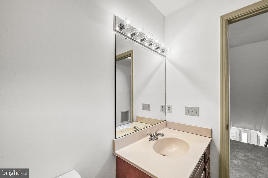 1950 CAMPBELL RD, KESWICK, Virginia 22947, 5 Bedrooms Bedrooms, ,3 BathroomsBathrooms,Residential,1950 CAMPBELL RD,VALA2009450 MLS # VALA2009450