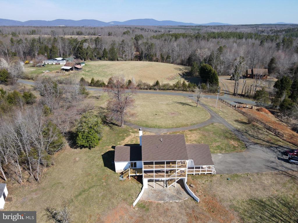 1950 CAMPBELL RD, KESWICK, Virginia 22947, 5 Bedrooms Bedrooms, ,3 BathroomsBathrooms,Residential,1950 CAMPBELL RD,VALA2009450 MLS # VALA2009450