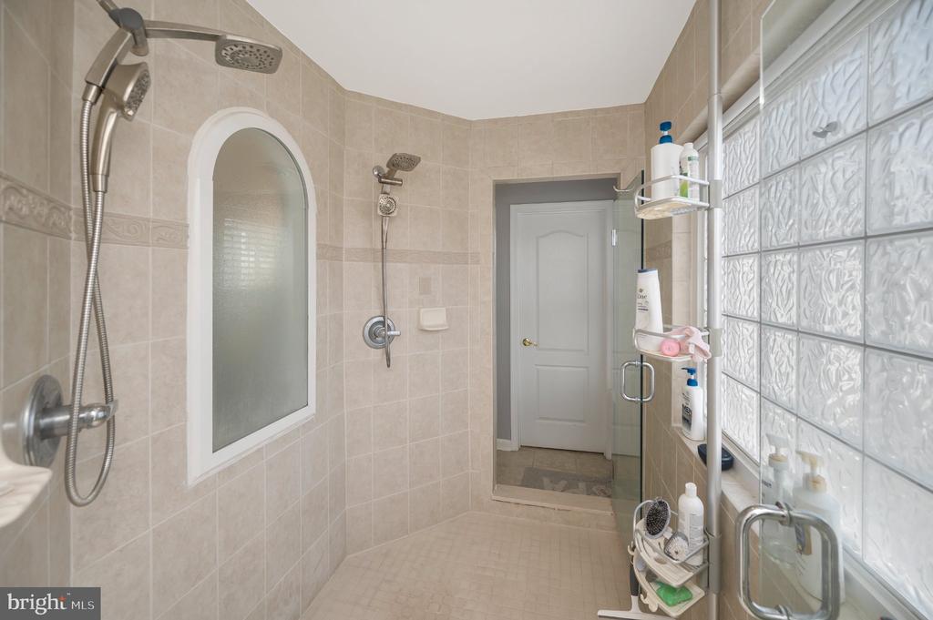 10403 BRECKENRIDGE DR, SPOTSYLVANIA, Virginia 22553, 4 Bedrooms Bedrooms, ,3 BathroomsBathrooms,Residential,10403 BRECKENRIDGE DR,VASP2040434 MLS # VASP2040434