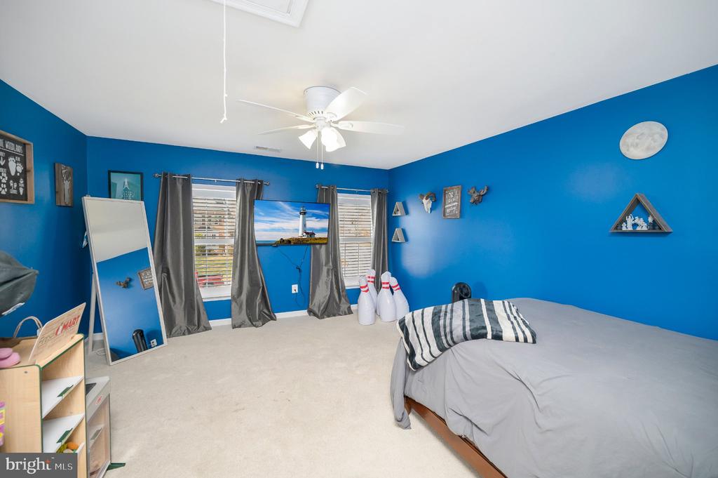 10403 BRECKENRIDGE DR, SPOTSYLVANIA, Virginia 22553, 4 Bedrooms Bedrooms, ,3 BathroomsBathrooms,Residential,10403 BRECKENRIDGE DR,VASP2040434 MLS # VASP2040434