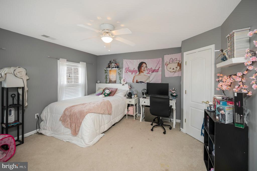 10403 BRECKENRIDGE DR, SPOTSYLVANIA, Virginia 22553, 4 Bedrooms Bedrooms, ,3 BathroomsBathrooms,Residential,10403 BRECKENRIDGE DR,VASP2040434 MLS # VASP2040434