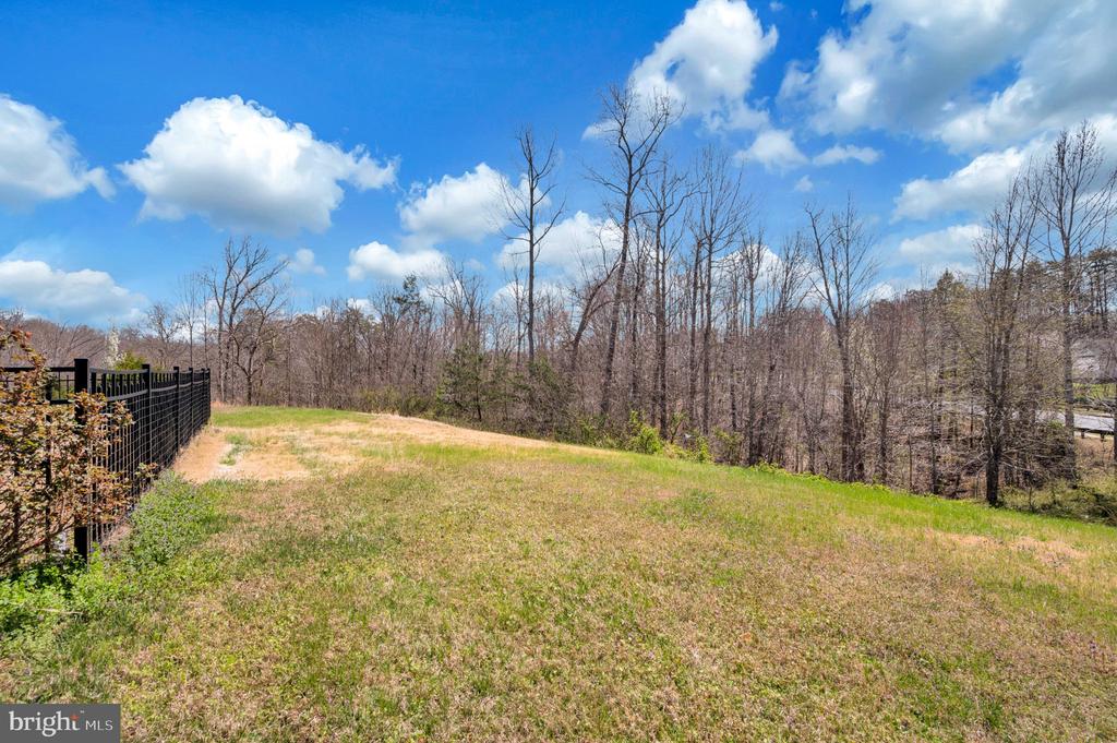 10403 BRECKENRIDGE DR, SPOTSYLVANIA, Virginia 22553, 4 Bedrooms Bedrooms, ,3 BathroomsBathrooms,Residential,10403 BRECKENRIDGE DR,VASP2040434 MLS # VASP2040434