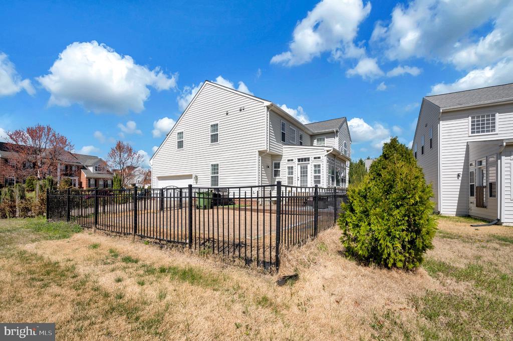 10403 BRECKENRIDGE DR, SPOTSYLVANIA, Virginia 22553, 4 Bedrooms Bedrooms, ,3 BathroomsBathrooms,Residential,10403 BRECKENRIDGE DR,VASP2040434 MLS # VASP2040434