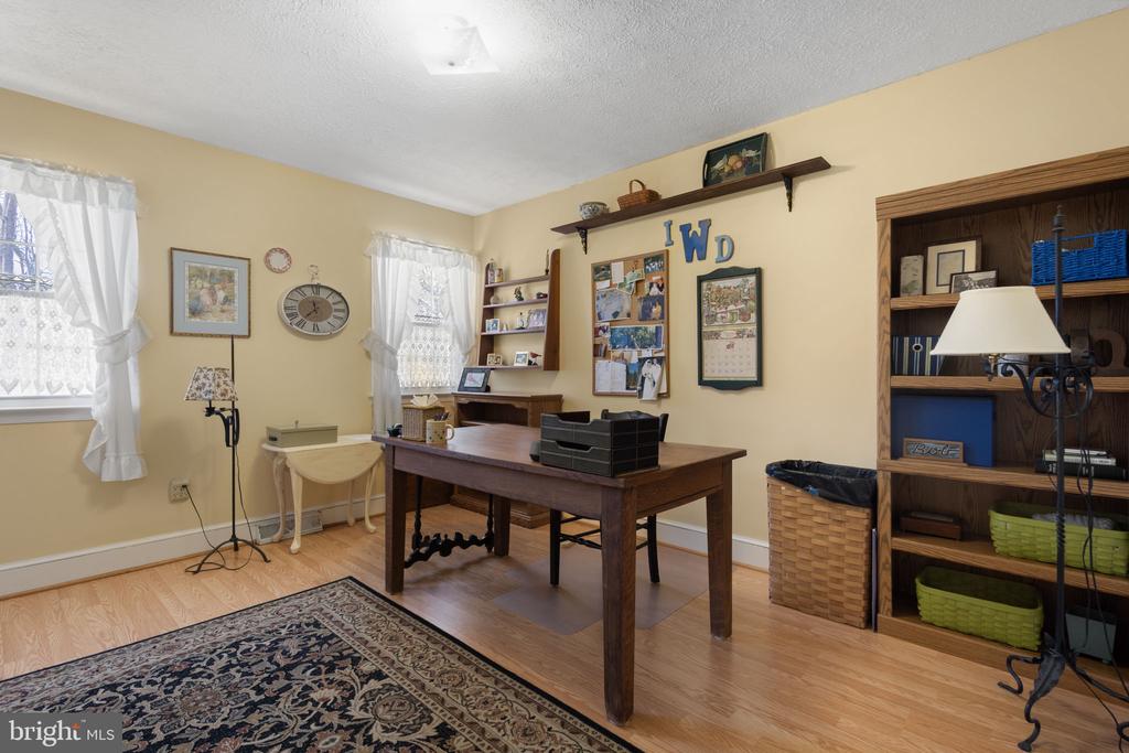 19332 HILLCREST LN, JEFFERSONTON, Virginia 22724, 4 Bedrooms Bedrooms, ,2 BathroomsBathrooms,Residential,19332 HILLCREST LN,VACU2011998 MLS # VACU2011998