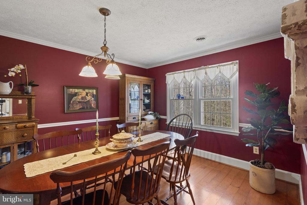 19332 HILLCREST LN, JEFFERSONTON, Virginia 22724, 4 Bedrooms Bedrooms, ,2 BathroomsBathrooms,Residential,19332 HILLCREST LN,VACU2011998 MLS # VACU2011998