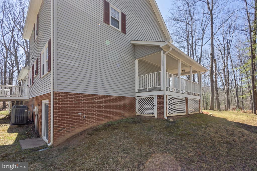19332 HILLCREST LN, JEFFERSONTON, Virginia 22724, 4 Bedrooms Bedrooms, ,2 BathroomsBathrooms,Residential,19332 HILLCREST LN,VACU2011998 MLS # VACU2011998