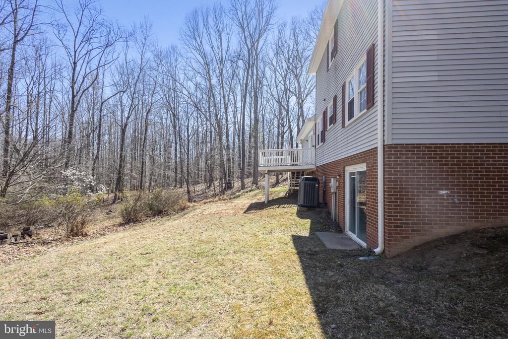 19332 HILLCREST LN, JEFFERSONTON, Virginia 22724, 4 Bedrooms Bedrooms, ,2 BathroomsBathrooms,Residential,19332 HILLCREST LN,VACU2011998 MLS # VACU2011998