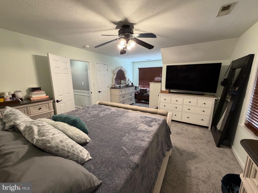 11207 SPRING MEADOW BLVD, FREDERICKSBURG, Virginia 22407, ,Residential,11207 SPRING MEADOW BLVD,VASP2040526 MLS # VASP2040526