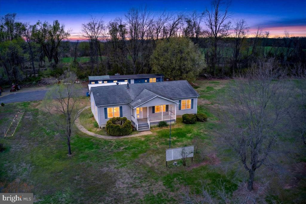 28042 RAPIDAN RD, RAPIDAN, Virginia 22733, 3 Bedrooms Bedrooms, ,2 BathroomsBathrooms,Residential,28042 RAPIDAN RD,VACU2013148 MLS # VACU2013148