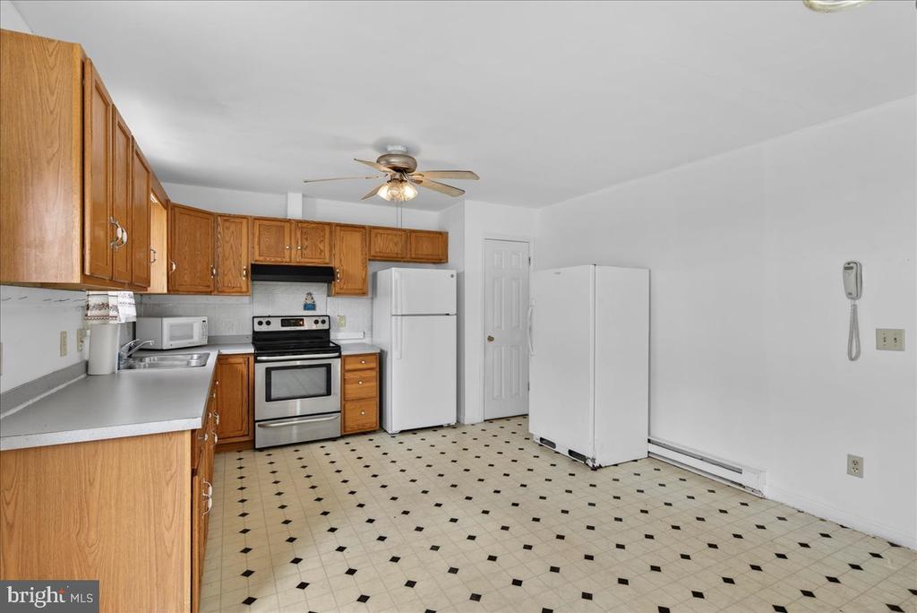 28042 RAPIDAN RD, RAPIDAN, Virginia 22733, 3 Bedrooms Bedrooms, ,2 BathroomsBathrooms,Residential,28042 RAPIDAN RD,VACU2013148 MLS # VACU2013148