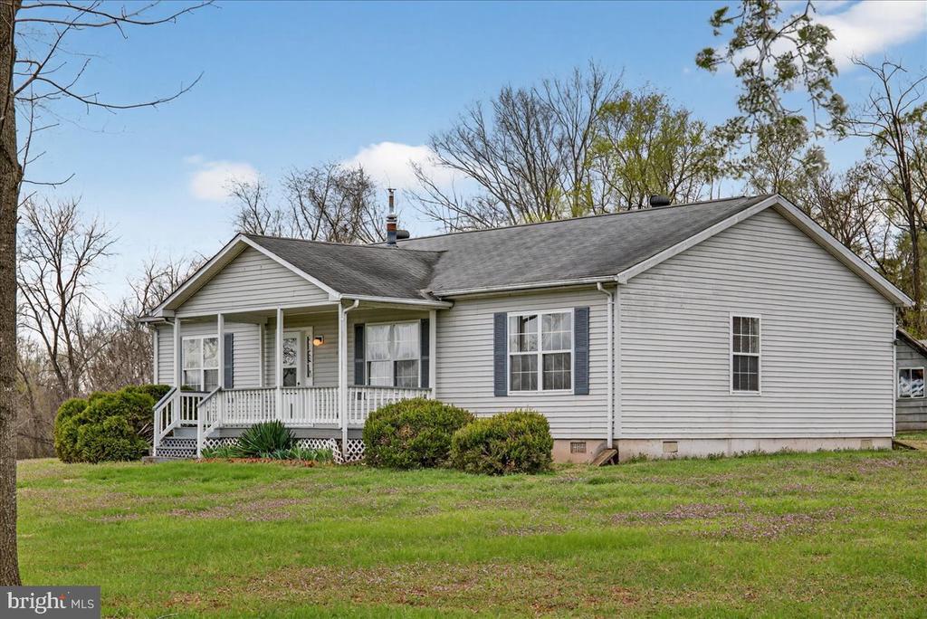 28042 RAPIDAN RD, RAPIDAN, Virginia 22733, 3 Bedrooms Bedrooms, ,2 BathroomsBathrooms,Residential,28042 RAPIDAN RD,VACU2013148 MLS # VACU2013148