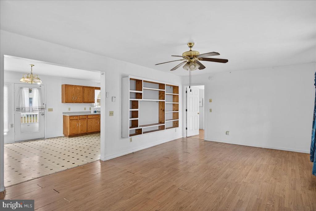 28042 RAPIDAN RD, RAPIDAN, Virginia 22733, 3 Bedrooms Bedrooms, ,2 BathroomsBathrooms,Residential,28042 RAPIDAN RD,VACU2013148 MLS # VACU2013148