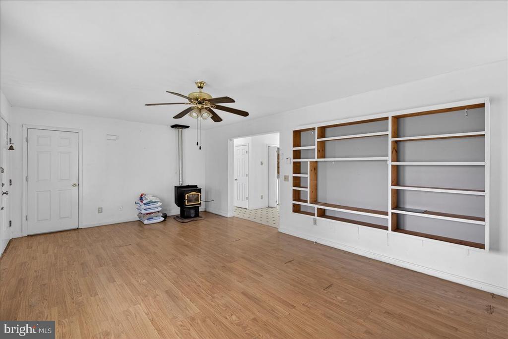 28042 RAPIDAN RD, RAPIDAN, Virginia 22733, 3 Bedrooms Bedrooms, ,2 BathroomsBathrooms,Residential,28042 RAPIDAN RD,VACU2013148 MLS # VACU2013148