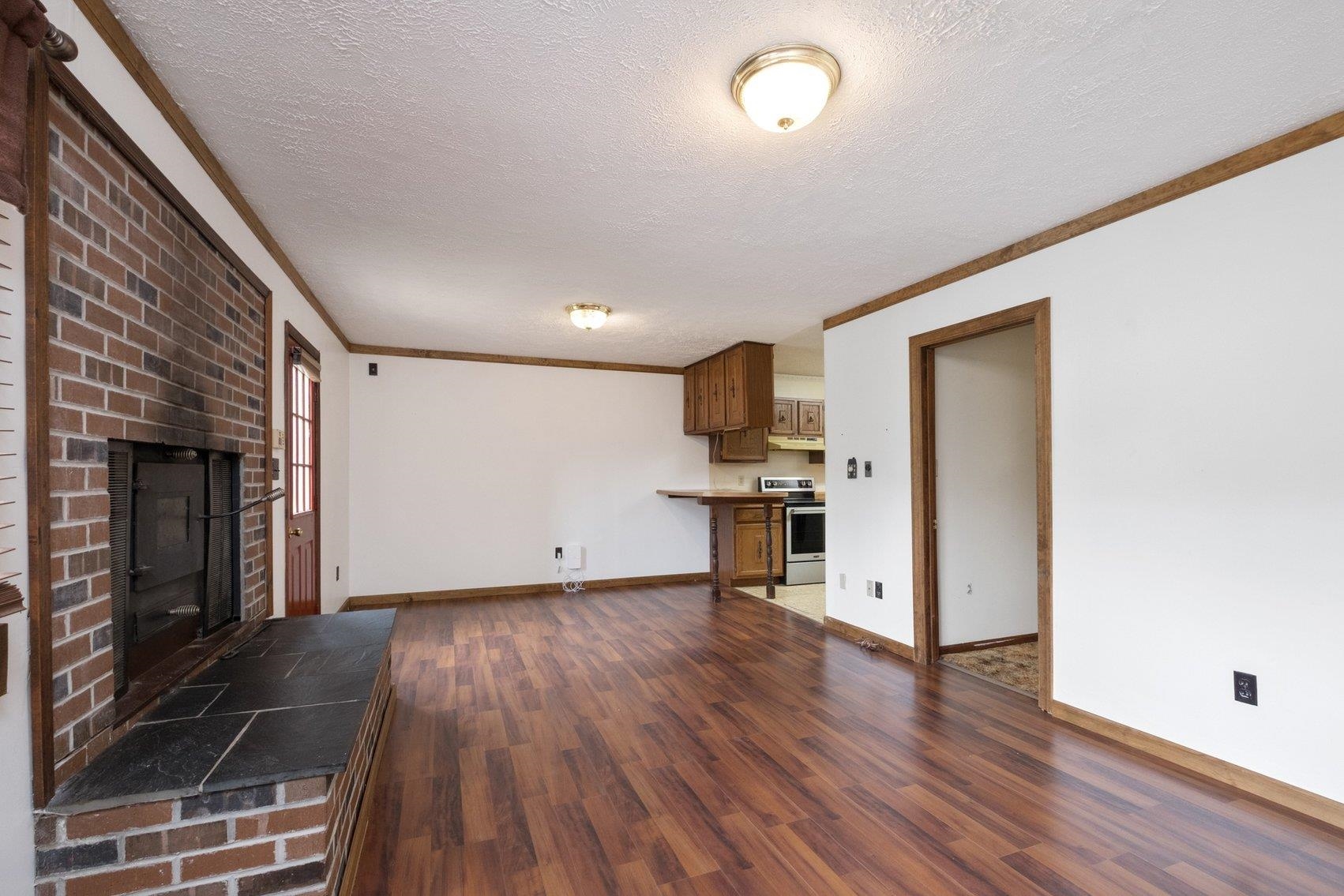 103 HOLLY HILL DR, BRIDGEWATER, Virginia 22812, 3 Bedrooms Bedrooms, ,2 BathroomsBathrooms,Residential,103 HOLLY HILL DR,673303 MLS # 673303