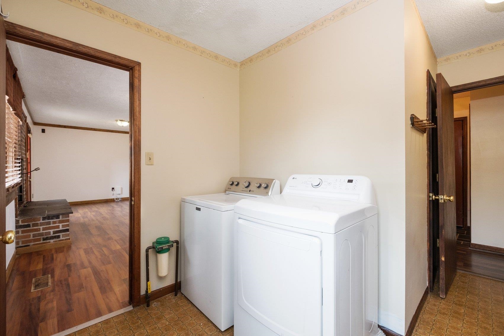 103 HOLLY HILL DR, BRIDGEWATER, Virginia 22812, 3 Bedrooms Bedrooms, ,2 BathroomsBathrooms,Residential,103 HOLLY HILL DR,673303 MLS # 673303