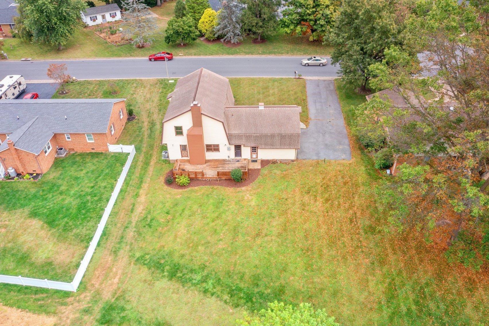 103 HOLLY HILL DR, BRIDGEWATER, Virginia 22812, 3 Bedrooms Bedrooms, ,2 BathroomsBathrooms,Residential,103 HOLLY HILL DR,673303 MLS # 673303