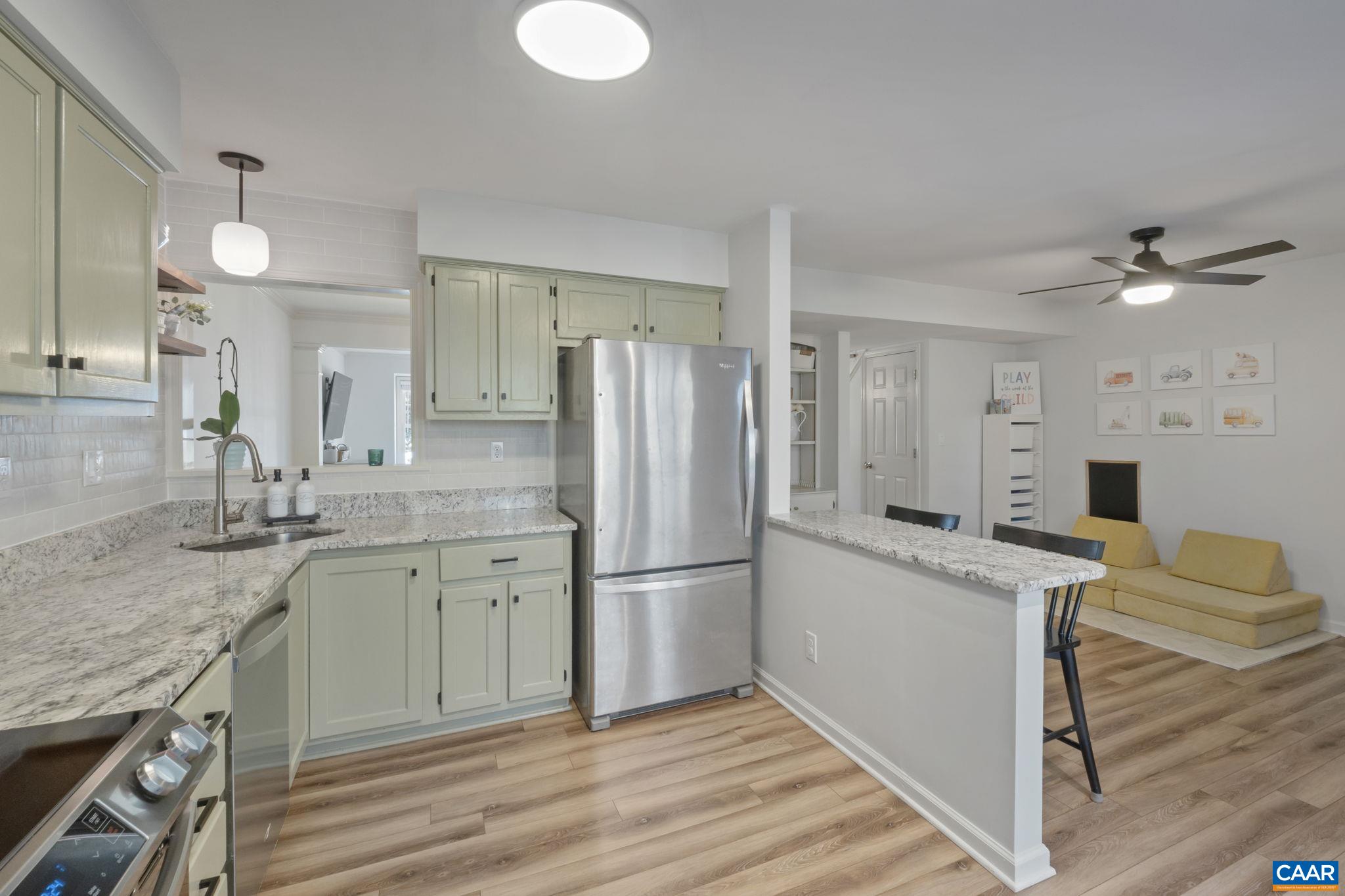 3278 GATEWAY CIR, CHARLOTTESVILLE, Virginia 22911, 3 Bedrooms Bedrooms, ,2 BathroomsBathrooms,Residential,3278 GATEWAY CIR,674609 MLS # 674609