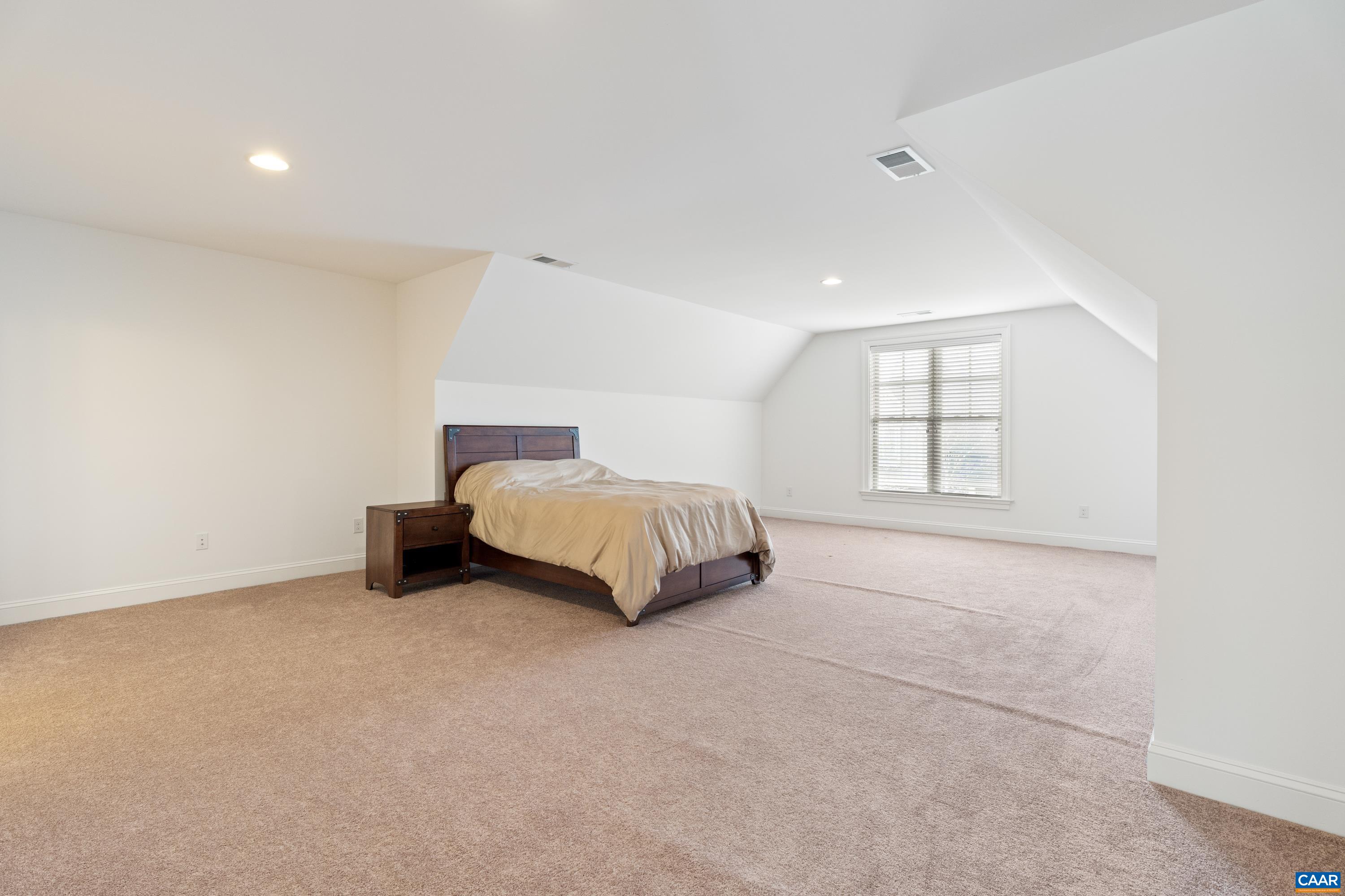 2621 S BENNINGTON RD, CHARLOTTESVILLE, Virginia 22901, 5 Bedrooms Bedrooms, ,5 BathroomsBathrooms,Residential,OUT OF BOUNDS VILLA I,2621 S BENNINGTON RD,674656 MLS # 674656