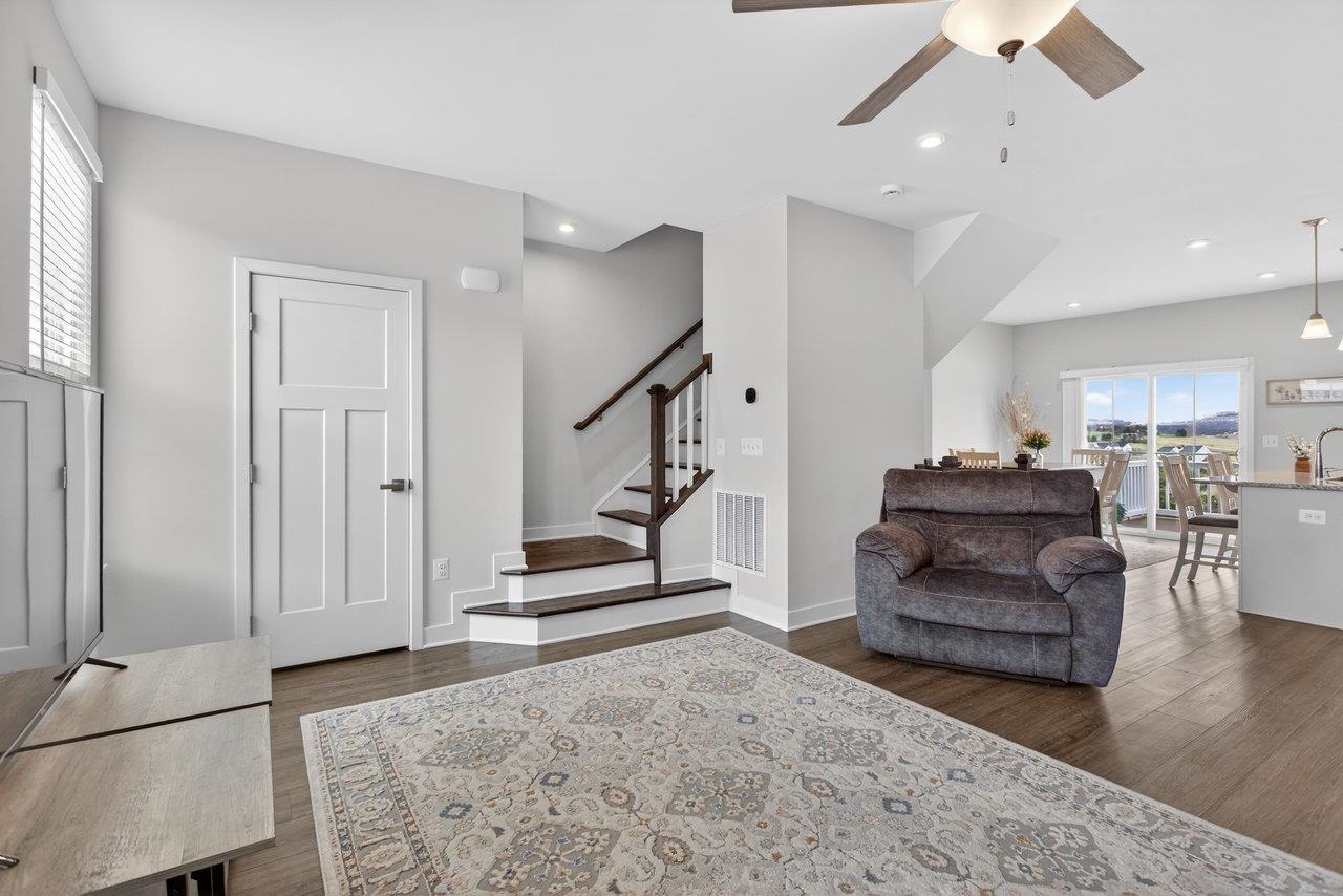 4537 DRYSDALE ST, ROCKINGHAM, Virginia 22801, 3 Bedrooms Bedrooms, ,2 BathroomsBathrooms,Residential,4537 DRYSDALE ST,674994 MLS # 674994