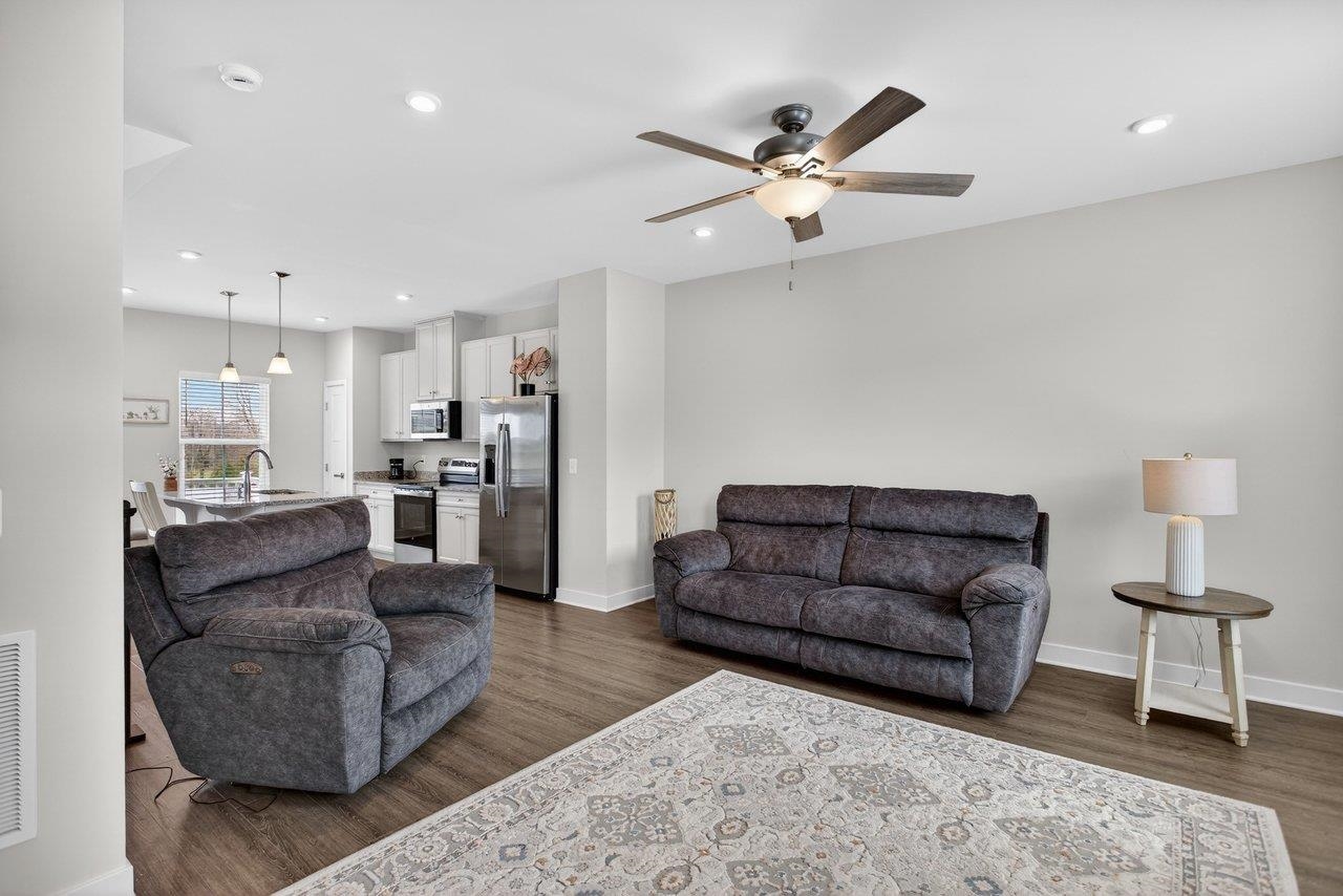 4537 DRYSDALE ST, ROCKINGHAM, Virginia 22801, 3 Bedrooms Bedrooms, ,2 BathroomsBathrooms,Residential,4537 DRYSDALE ST,674994 MLS # 674994