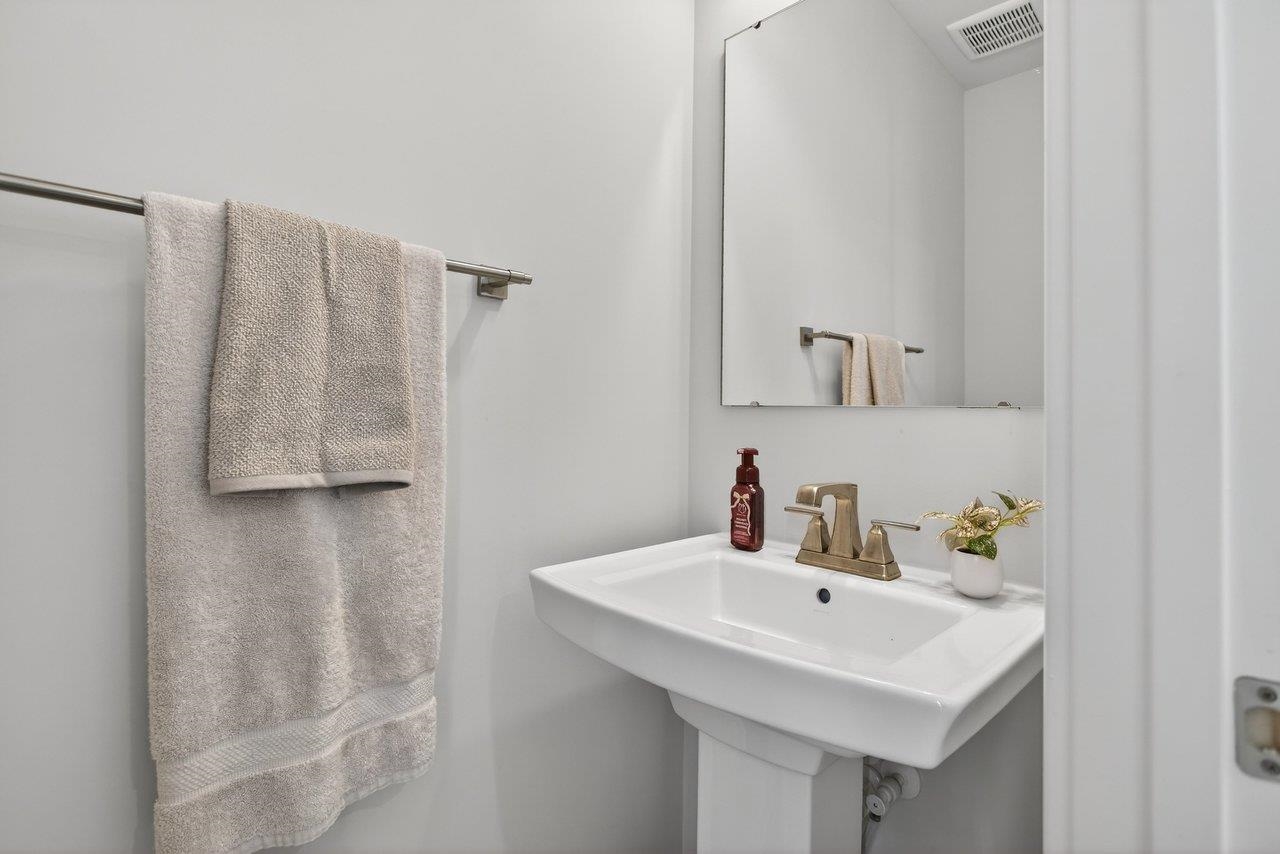 4537 DRYSDALE ST, ROCKINGHAM, Virginia 22801, 3 Bedrooms Bedrooms, ,2 BathroomsBathrooms,Residential,4537 DRYSDALE ST,674994 MLS # 674994