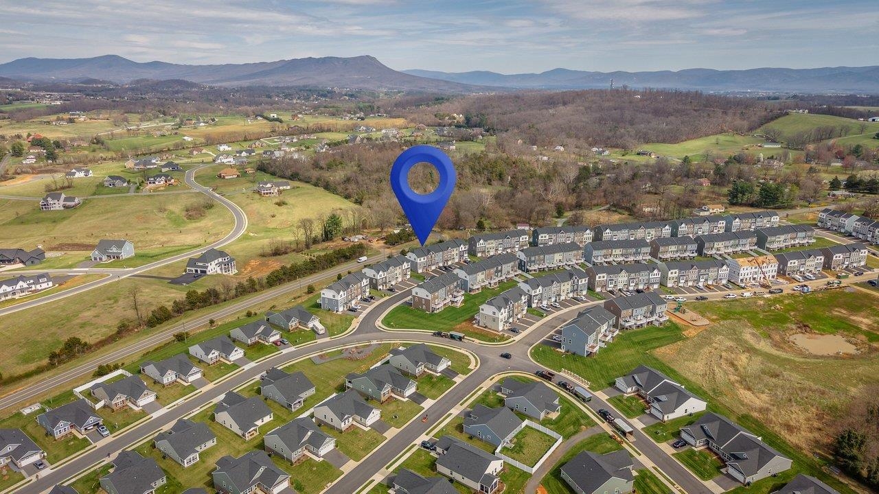 4537 DRYSDALE ST, ROCKINGHAM, Virginia 22801, 3 Bedrooms Bedrooms, ,2 BathroomsBathrooms,Residential,4537 DRYSDALE ST,674994 MLS # 674994