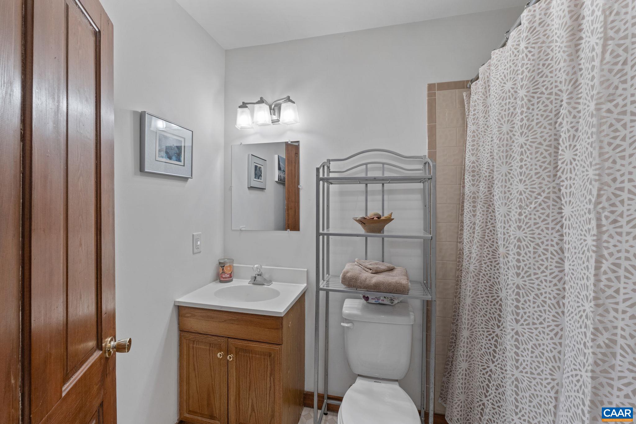 3205 POLECAT CREEK LN, SCOTTSVILLE, Virginia 24590, 3 Bedrooms Bedrooms, ,2 BathroomsBathrooms,Residential,3205 POLECAT CREEK LN,675065 MLS # 675065